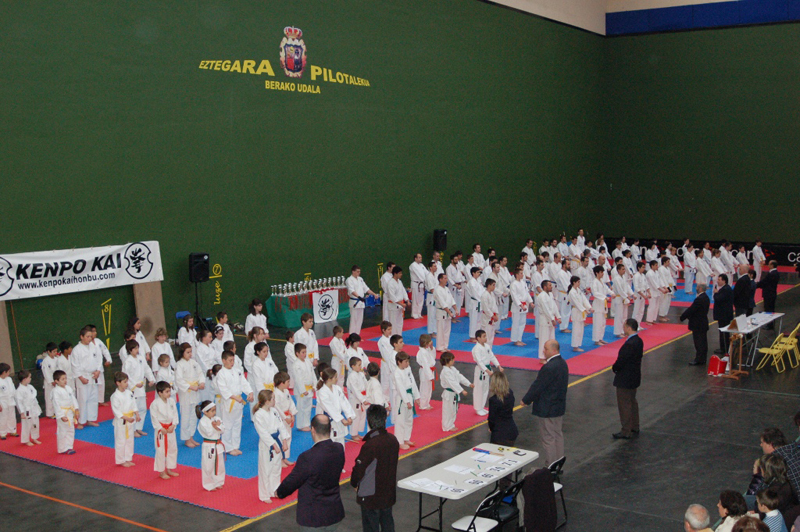 Enorme &eacute;xito del Campeonato Navarro de Kenpo 2011